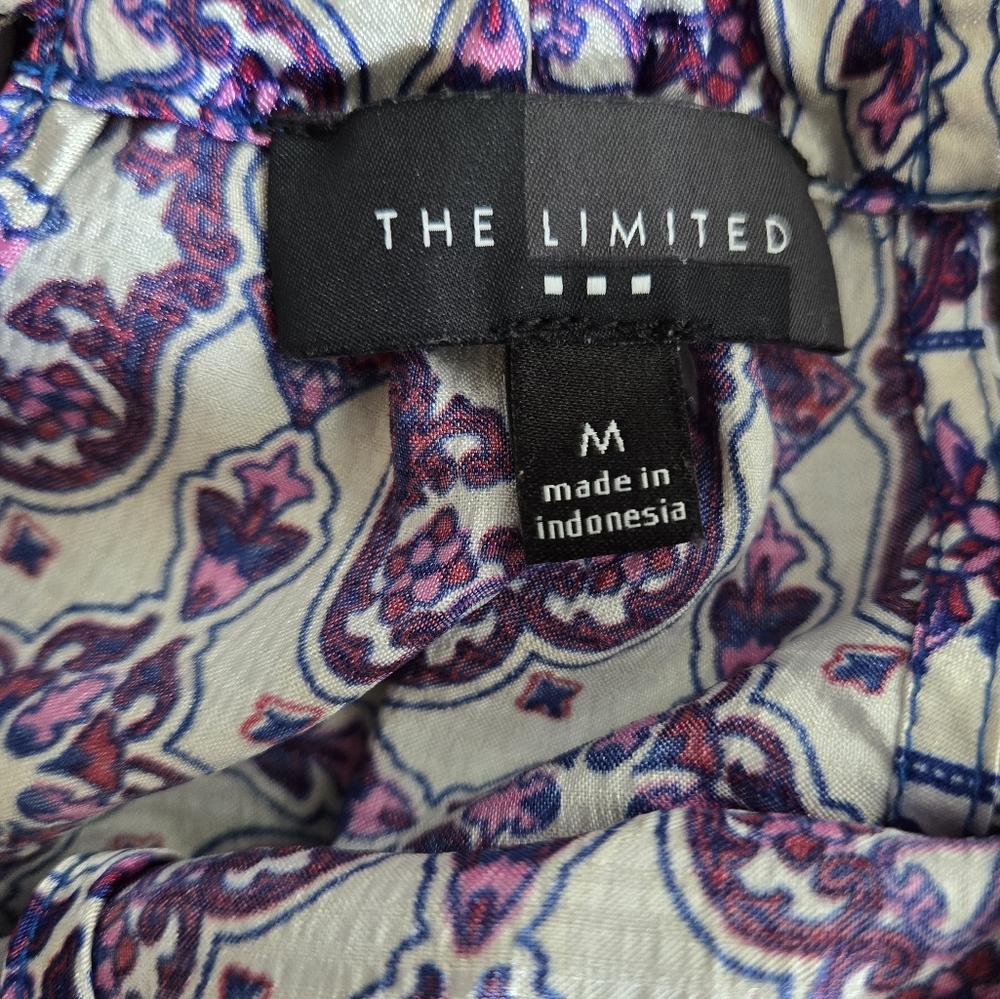 THE LIMITED Key Hole, Back Tie, Top - Size Medium - Picture 6 of 9